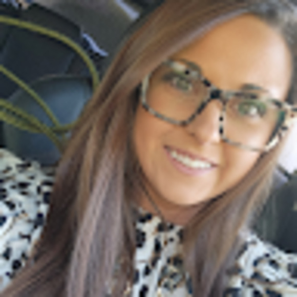 Meet your Posher, Megan - Picture 1 of 1